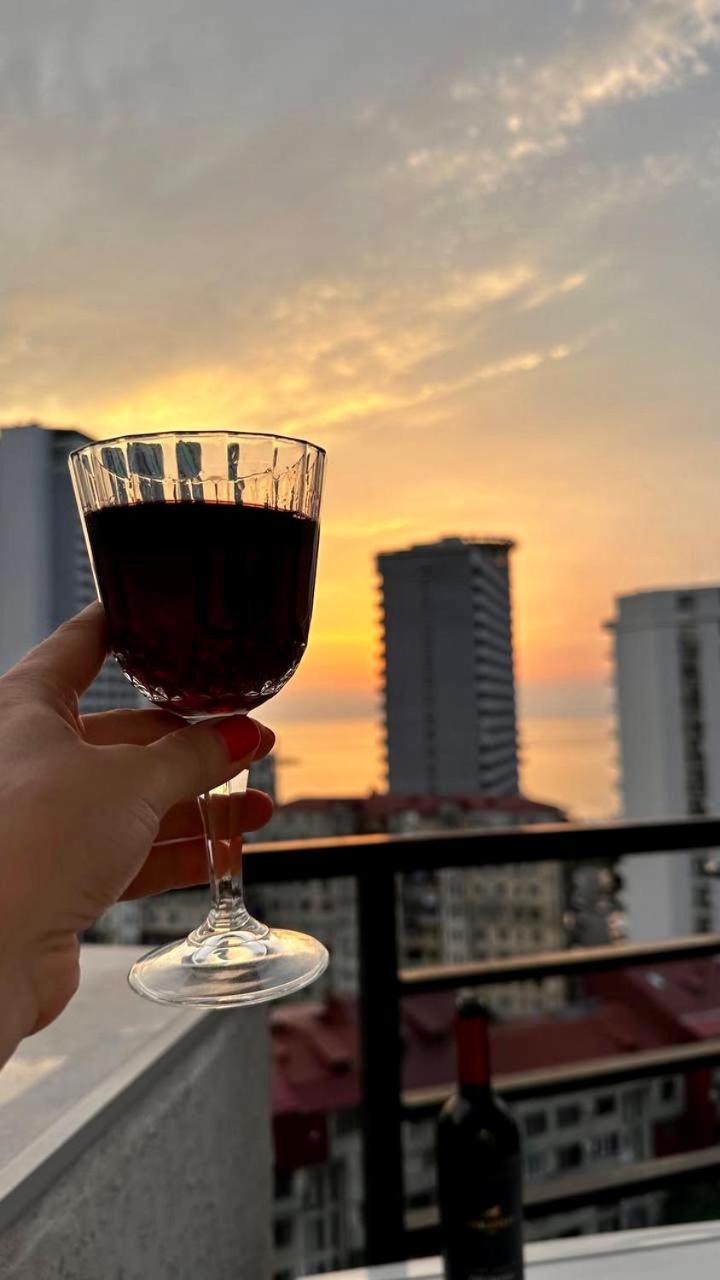 Pirosmani 18D, 14 Floor Apartment Батуми Екстериор снимка