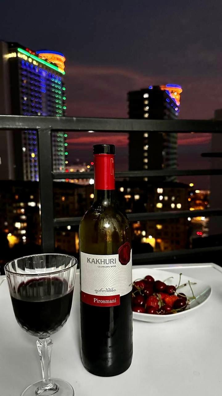 Pirosmani 18D, 14 Floor Apartment Батуми Екстериор снимка
