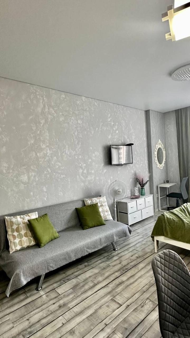 Pirosmani 18D, 14 Floor Apartment Батуми Екстериор снимка